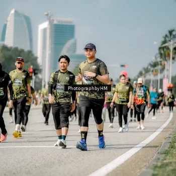 Runner Photo 6757225
