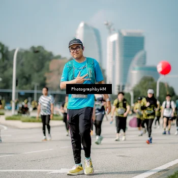 Runner Photo 6757295