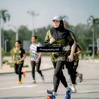 Runner Photo 6757329