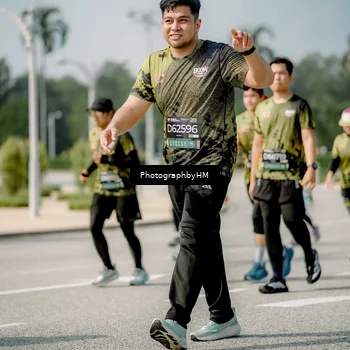 Runner Photo 6757410