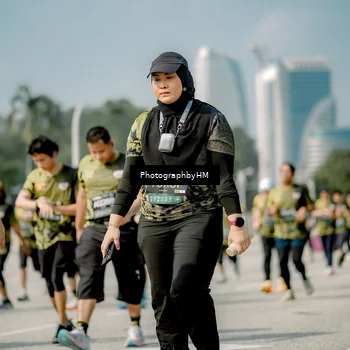 Runner Photo 6757415
