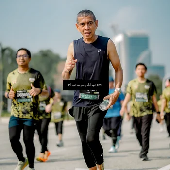 Runner Photo 6757426