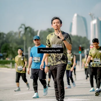Runner Photo 6757453
