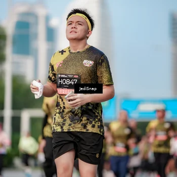 Runner Photo 6757495