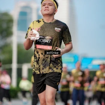 Runner Photo 6757503