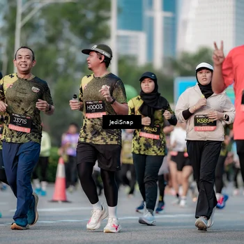 Runner Photo 6757507