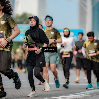 Runner Photo 6757533