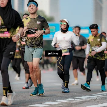 Runner Photo 6757541