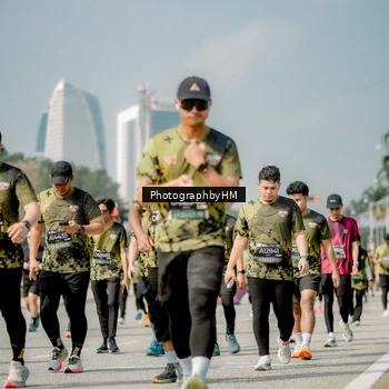 Runner Photo 6757574