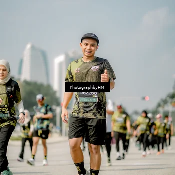 Runner Photo 6757601