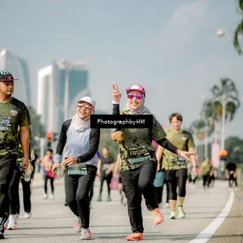 Runner Photo 6757623