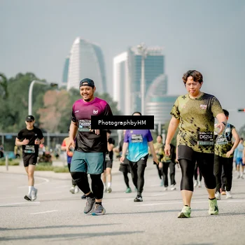 Runner Photo 6757626