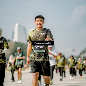Runner Photo 6757631