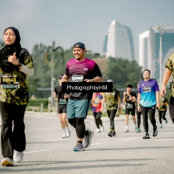 Runner Photo 6757649