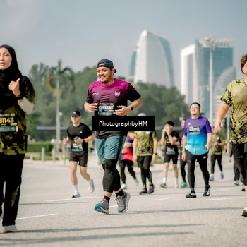 Runner Photo 6757652