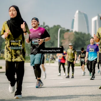 Runner Photo 6757663