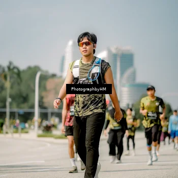 Runner Photo 6757692