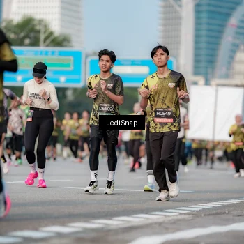 Runner Photo 6757719