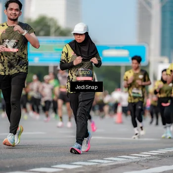 Runner Photo 6757728