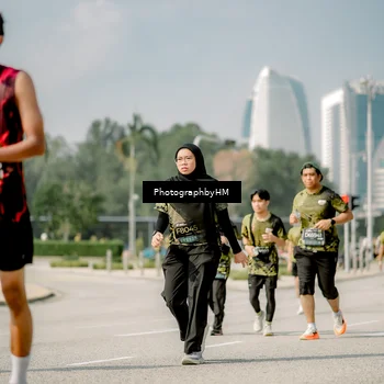 Runner Photo 6757732