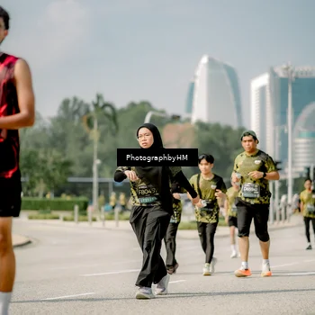 Runner Photo 6757740
