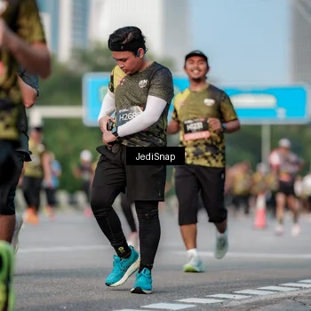Runner Photo 6757744