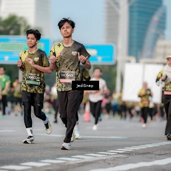 Runner Photo 6757745