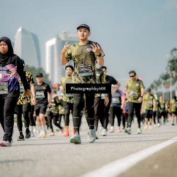 Runner Photo 6757751