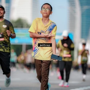 Runner Photo 6757756
