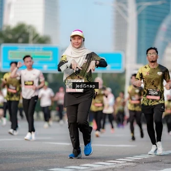 Runner Photo 6757774