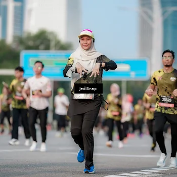 Runner Photo 6757782