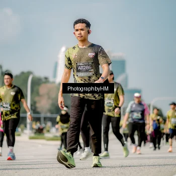 Runner Photo 6757800
