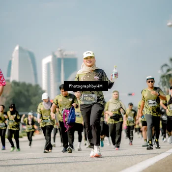 Runner Photo 6757823