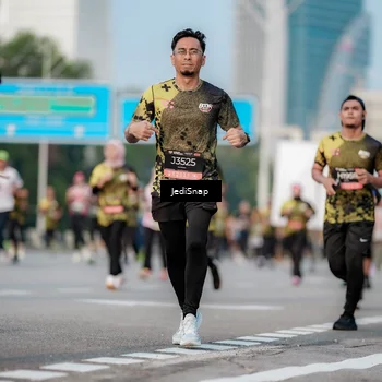 Runner Photo 6757839