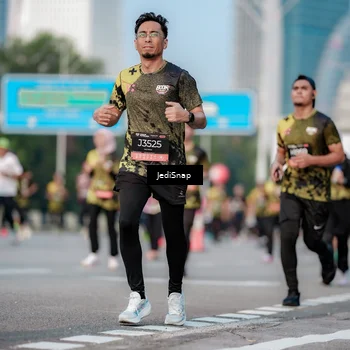 Runner Photo 6757840