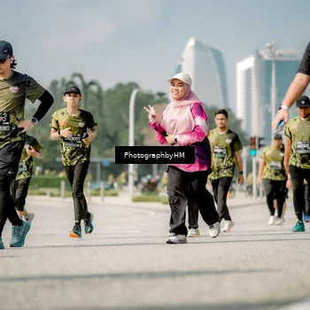 Runner Photo 6757894