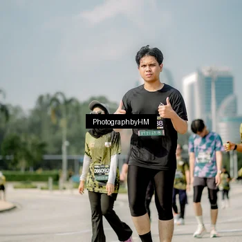 Runner Photo 6757962