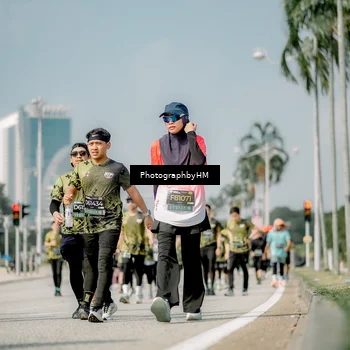 Runner Photo 6758022