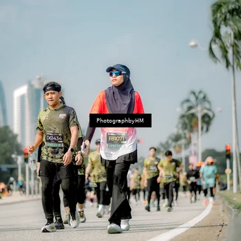 Runner Photo 6758035