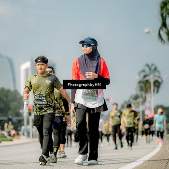 Runner Photo 6758037
