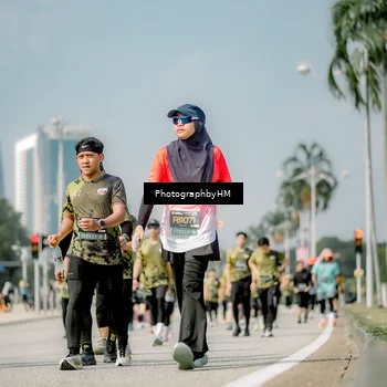 Runner Photo 6758041