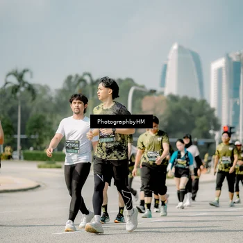 Runner Photo 6758059