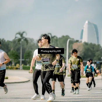 Runner Photo 6758065