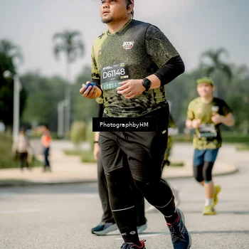 Runner Photo 6758105