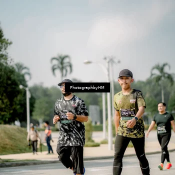 Runner Photo 6758111