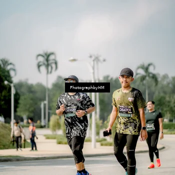Runner Photo 6758114