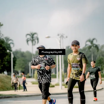 Runner Photo 6758118