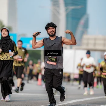 Runner Photo 6758129