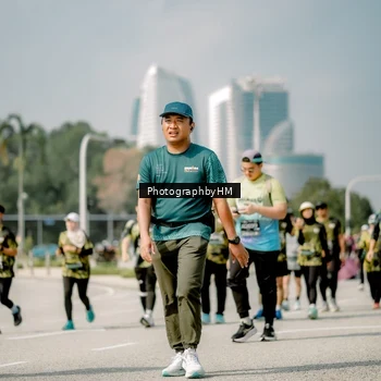 Runner Photo 6758158