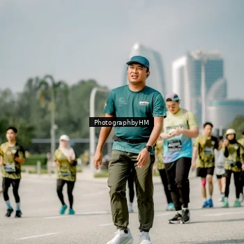 Runner Photo 6758172